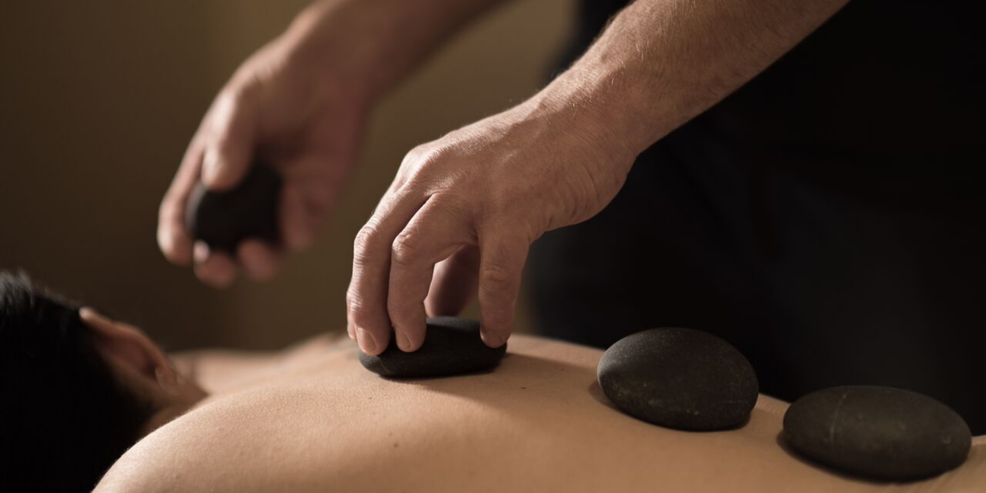 Hot stone massage in Doha 