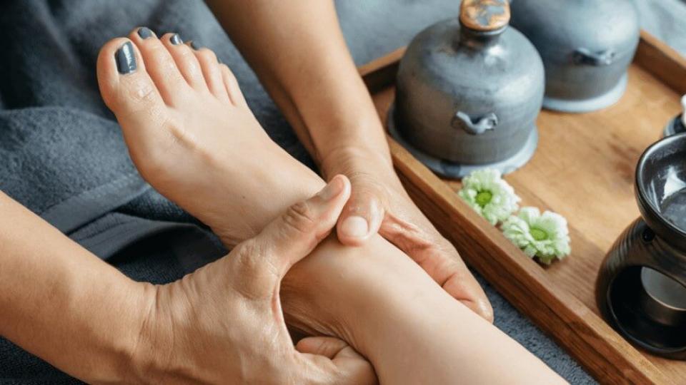 Reflexology massage in Doha 